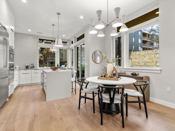 900 S 2nd ST 23, Austin TX 78704