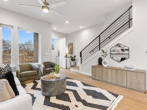 900 S 2nd ST 23, Austin TX 78704