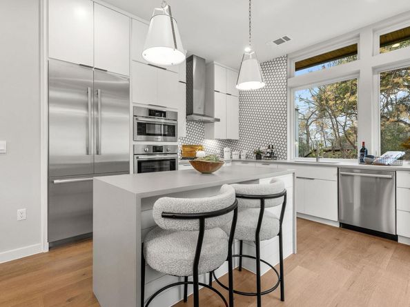 900 S 2nd ST 23, Austin TX 78704