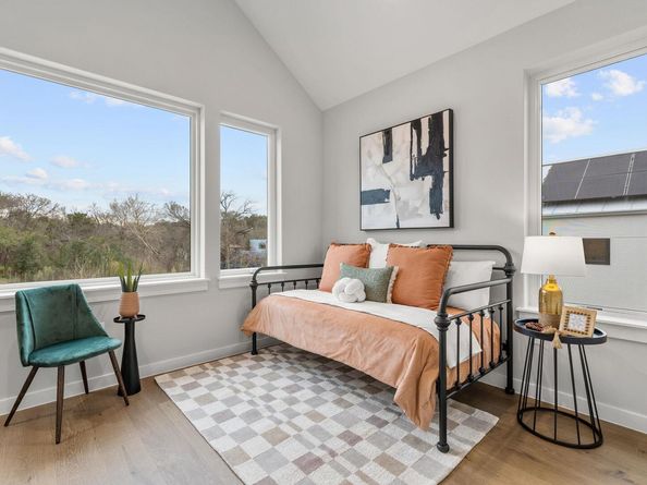 900 S 2nd ST 23, Austin TX 78704