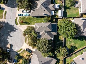 902 Lavender CV, Pflugerville TX 78660