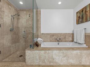 210 Lee Barton DR 401, Austin TX 78704