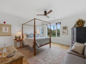 210 Lee Barton DR 401, Austin TX 78704