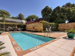 210 Lee Barton DR 401, Austin TX 78704