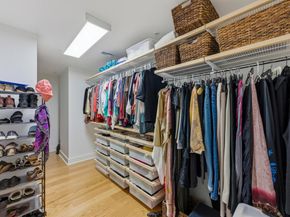 210 Lee Barton DR 401, Austin TX 78704