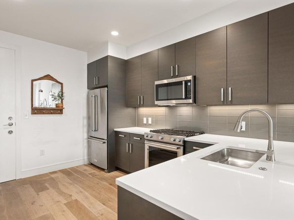 222 West Ave 2507, Austin TX 78701