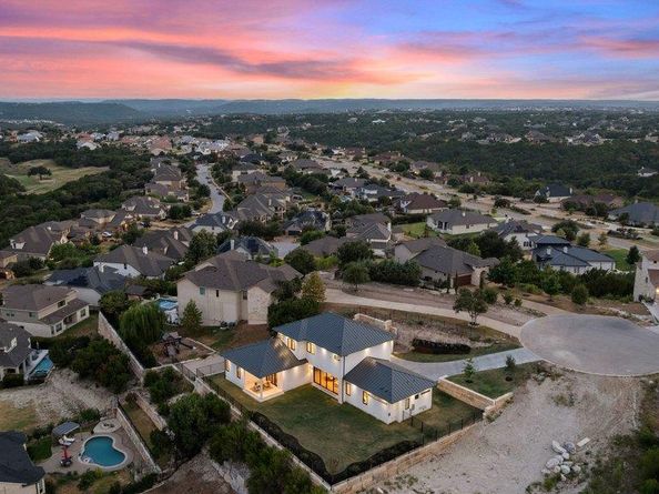 1508 Chalk Bluff CT, Leander TX 78641