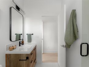 2107 Maple Ave B, Austin TX 78722