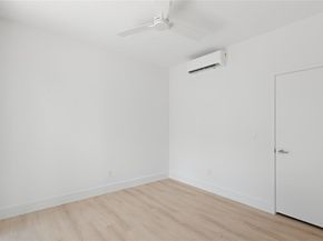 2107 Maple Ave B, Austin TX 78722
