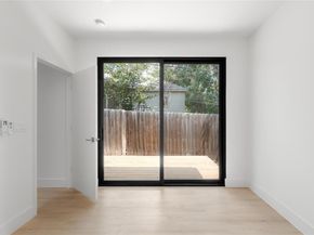 2107 Maple Ave B, Austin TX 78722