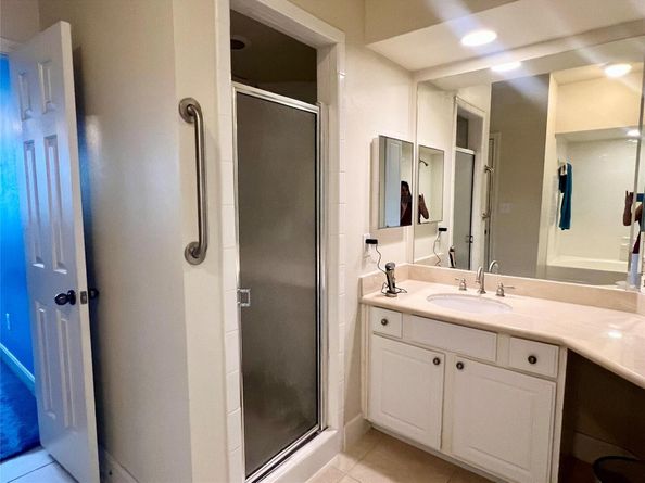 7701 Rialto BLVD 1328, Austin TX 78735