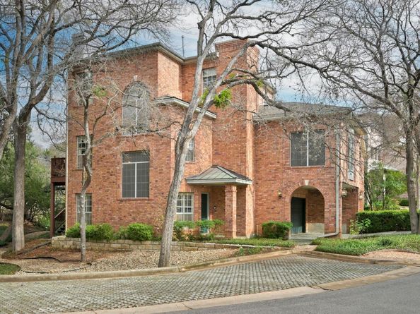 2716 Hillview Green LN, Austin TX 78703