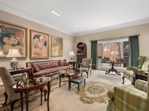 2716 Hillview Green LN, Austin TX 78703