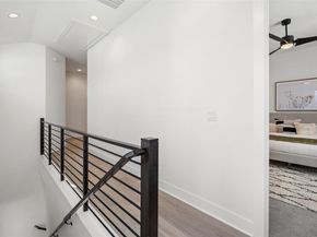 2707 Dulce LN 15, Austin TX 78704