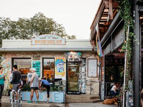 2707 Dulce LN 15, Austin TX 78704