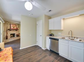 903 Rolling Green CIR, Round Rock TX 78664