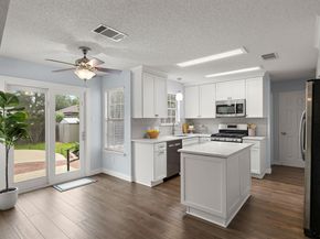 1800 Hollow Ridge DR, Cedar Park TX 78613