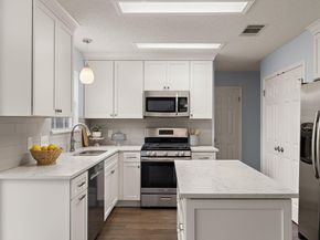 1800 Hollow Ridge DR, Cedar Park TX 78613