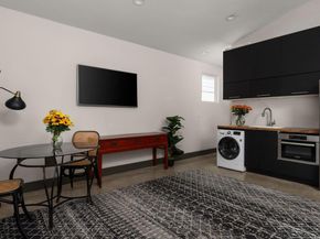 1905 Pennsylvania Ave A & B, Austin TX 78702
