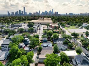 1905 Pennsylvania Ave A & B, Austin TX 78702