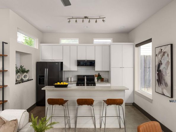 1905 Pennsylvania Ave A & B, Austin TX 78702