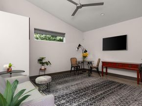 1905 Pennsylvania Ave A & B, Austin TX 78702
