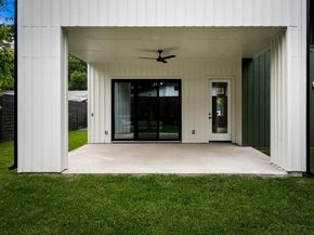 3204 Lyons RD 2, Austin TX 78702