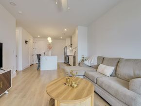 1701 Simond Ave 524, Austin TX 78723