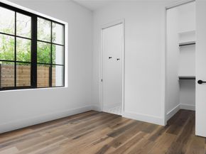 2905 Oak Park DR, Austin TX 78704