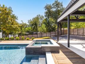 2905 Oak Park DR, Austin TX 78704