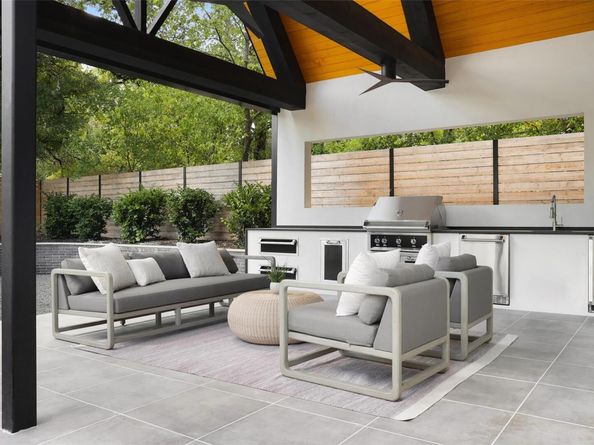 2905 Oak Park DR, Austin TX 78704