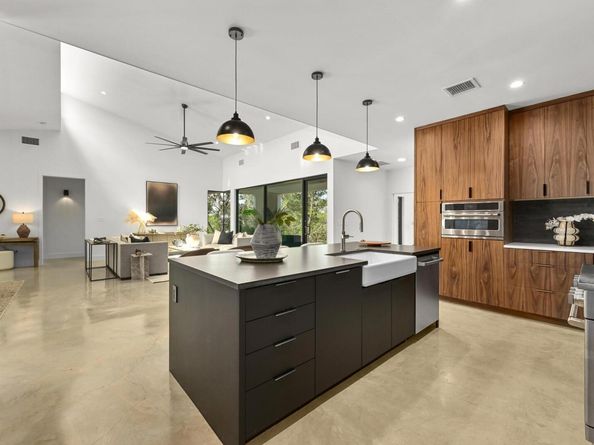 18845 Hidden Ridge PL, Jonestown TX 78645