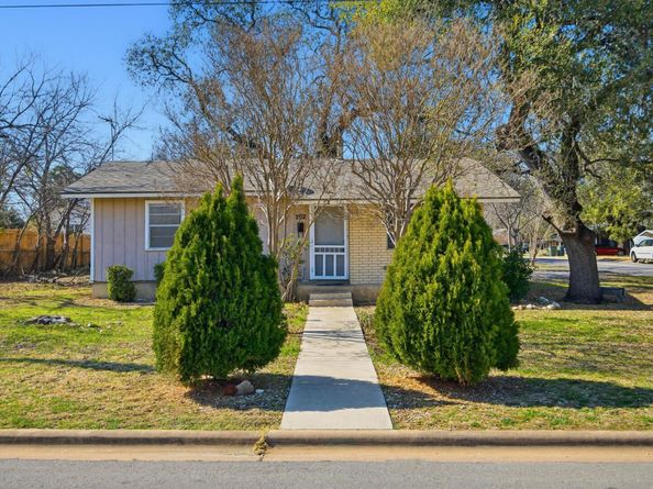 202 Forest ST, Georgetown TX 78626