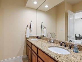 108 Rivalto CIR 2, Lakeway TX 78734