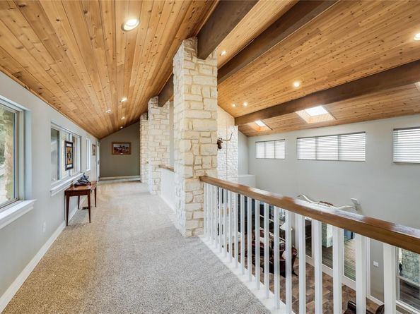 18405 Lakepoint CV, Point Venture TX 78645