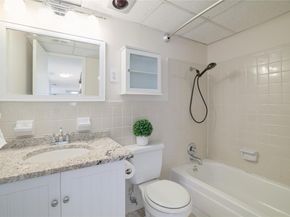 1800 Lavaca ST A508, Austin TX 78701