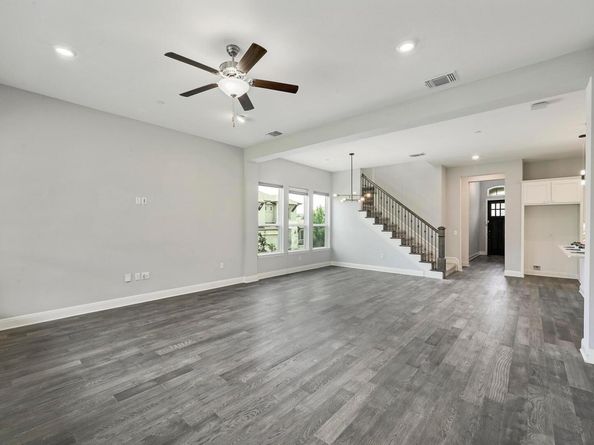 12308 Simmental DR 94, Austin TX 78732