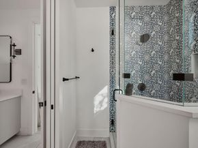 4301 Balcones DR, Austin TX 78731