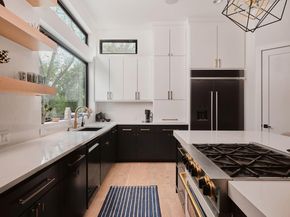 4301 Balcones DR, Austin TX 78731