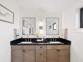2602 Little John LN C, Austin TX 78704
