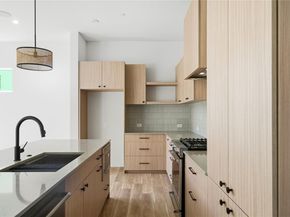 10815 Hermosillo DR 1004, Austin TX 78758