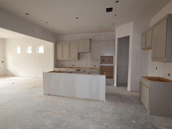 833 Corvallis DR, Leander TX 78641