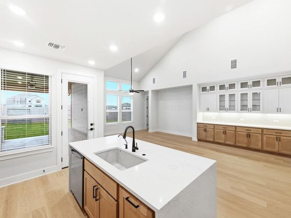 8700 Peristyle DR, Austin TX 78744