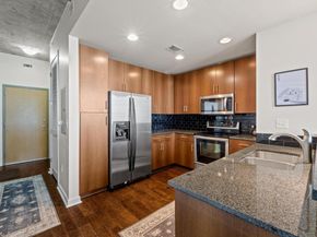 360 Nueces ST 2808, Austin TX 78701