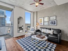360 Nueces ST 2808, Austin TX 78701