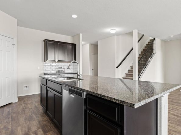 709 Hummingbird LN, Leander TX 78641