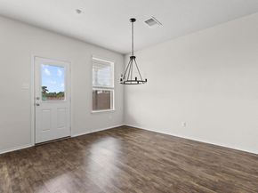 709 Hummingbird LN, Leander TX 78641