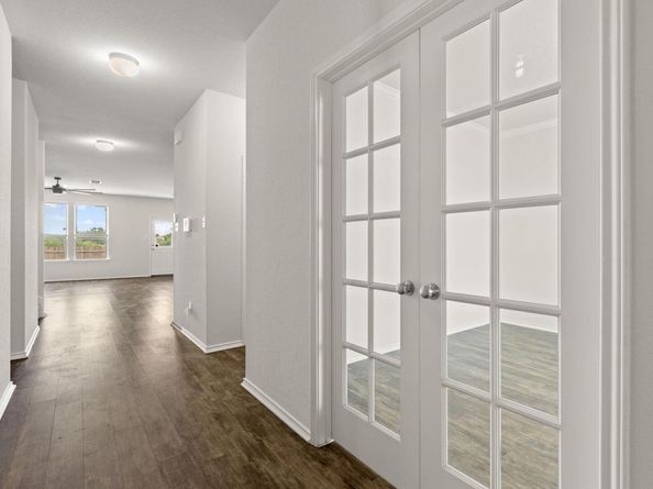 709 Hummingbird LN, Leander TX 78641