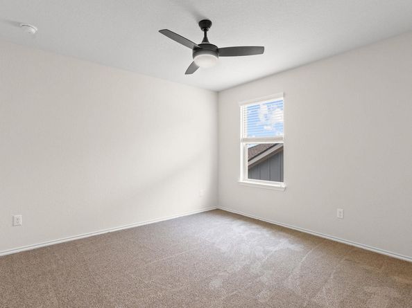 709 Hummingbird LN, Leander TX 78641