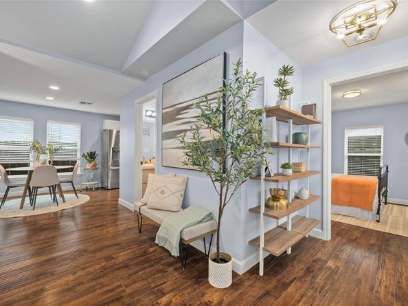1191 Chicon ST, Austin TX 78702